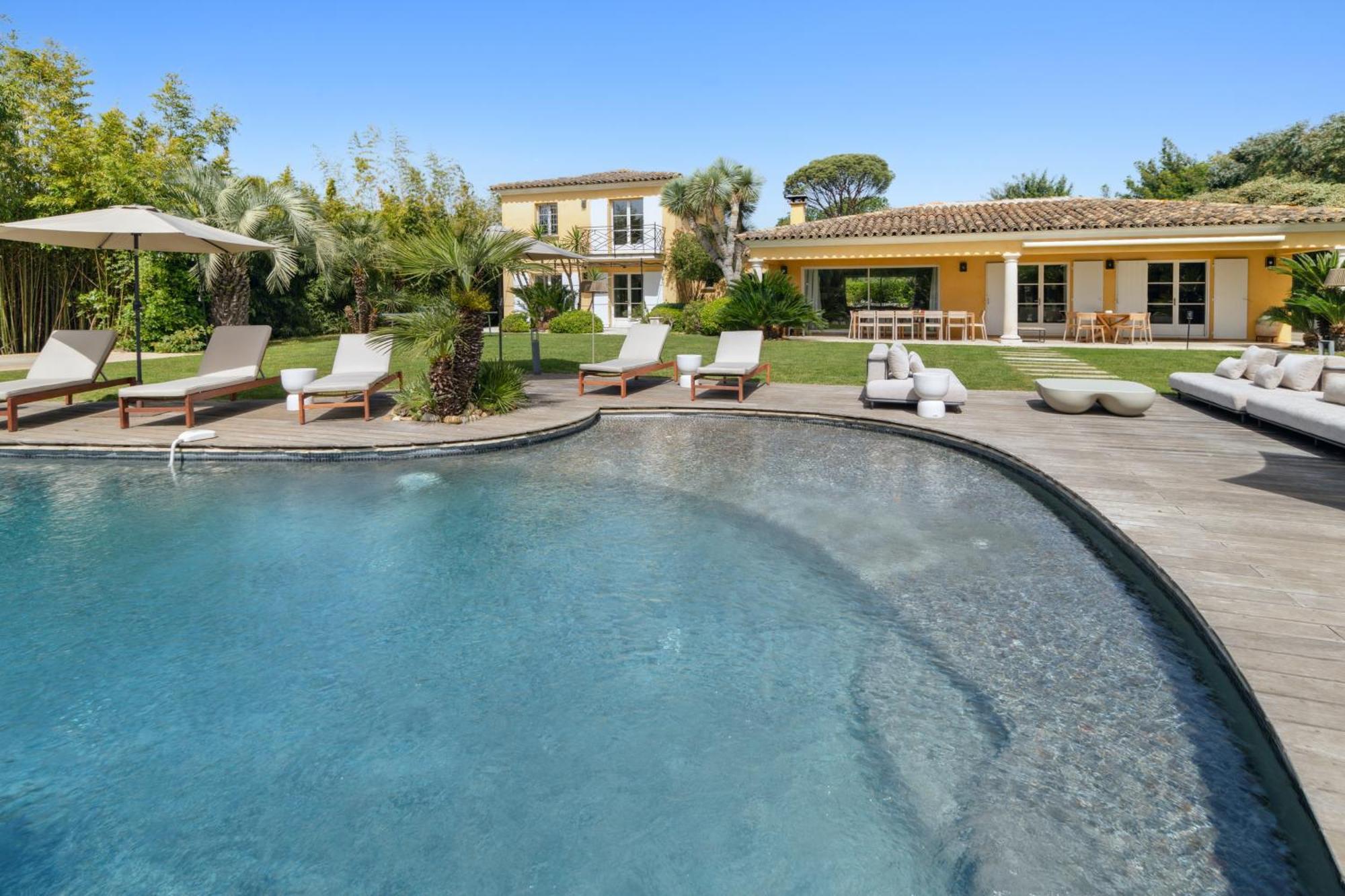 Grande Villa St-Tropez Area Avec Piscine Chauffee Gassin Exterior photo
